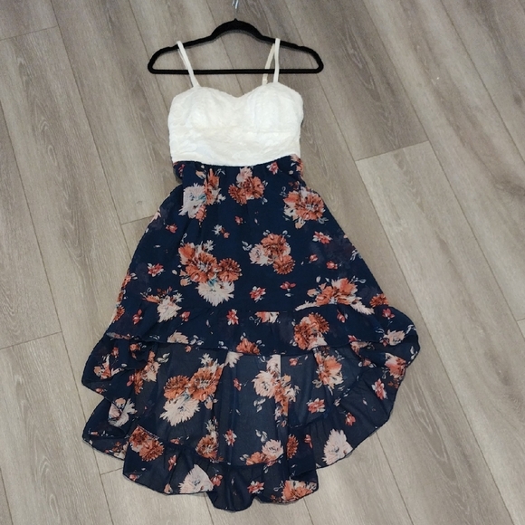 AUW Dresses & Skirts - AUW High Low Dress With Floral Pattern